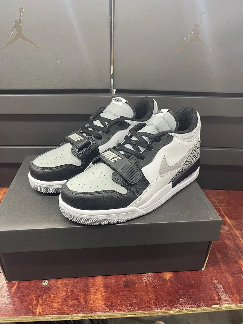 Air Jordan Legacy 312 'Smoke Grey'