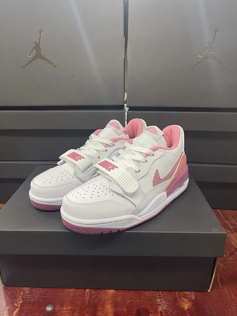 Air Jordan Legacy 312 'Blanco Rosa'