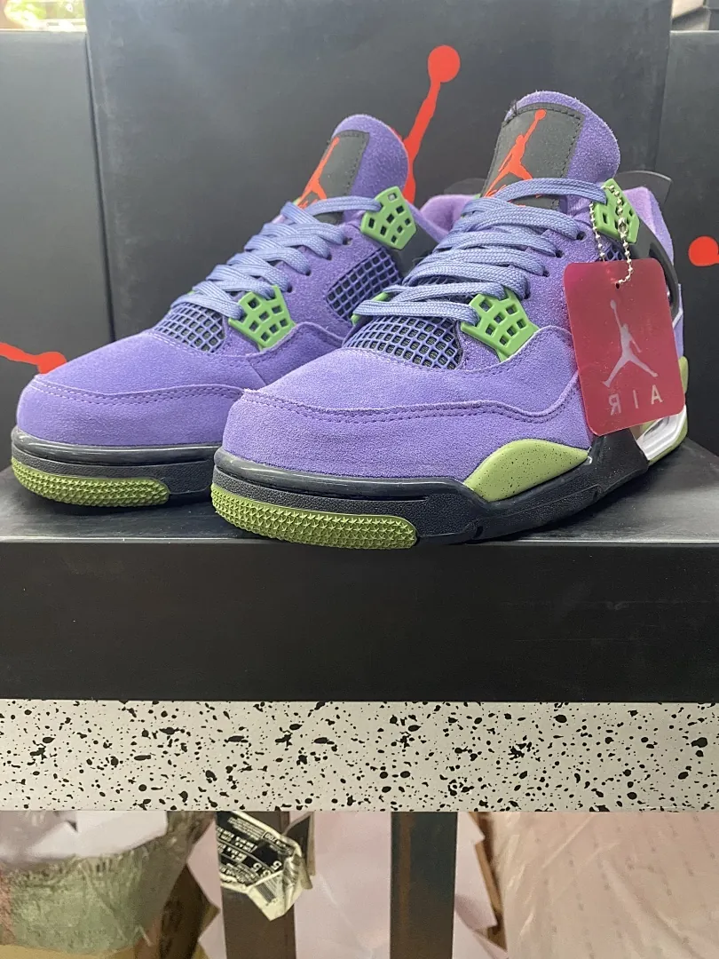 Air Jordan 4