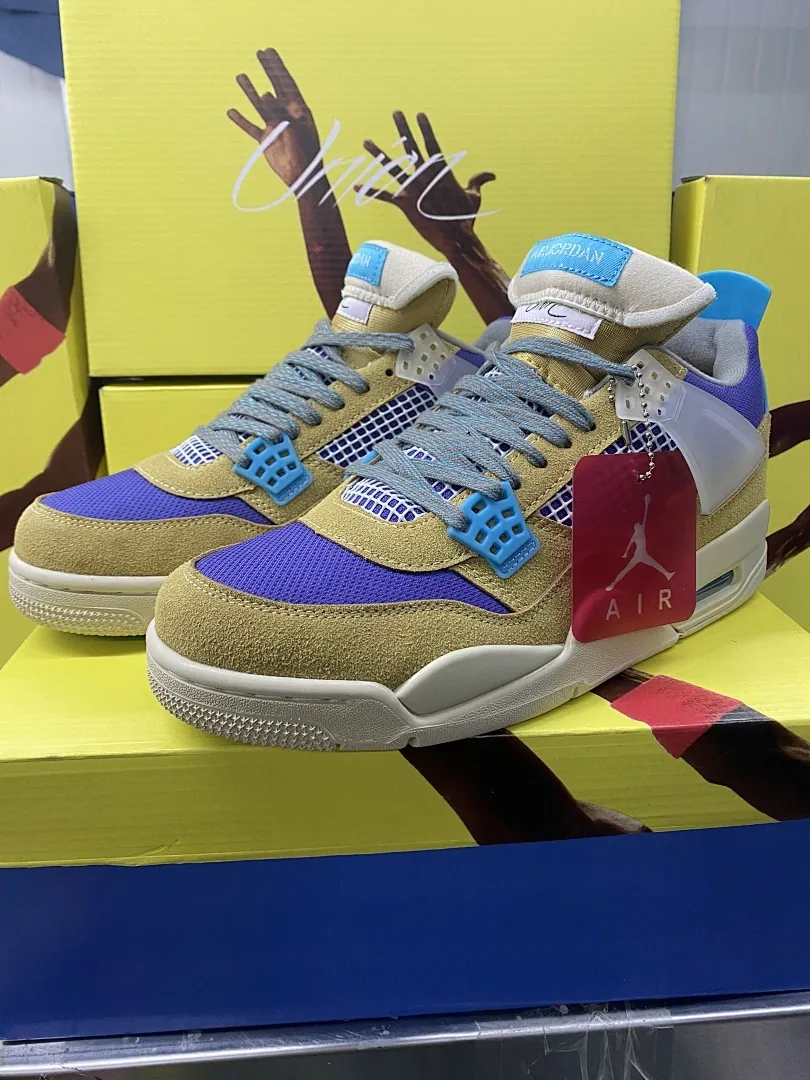 Air Jordan 4 'Desert Yellow'