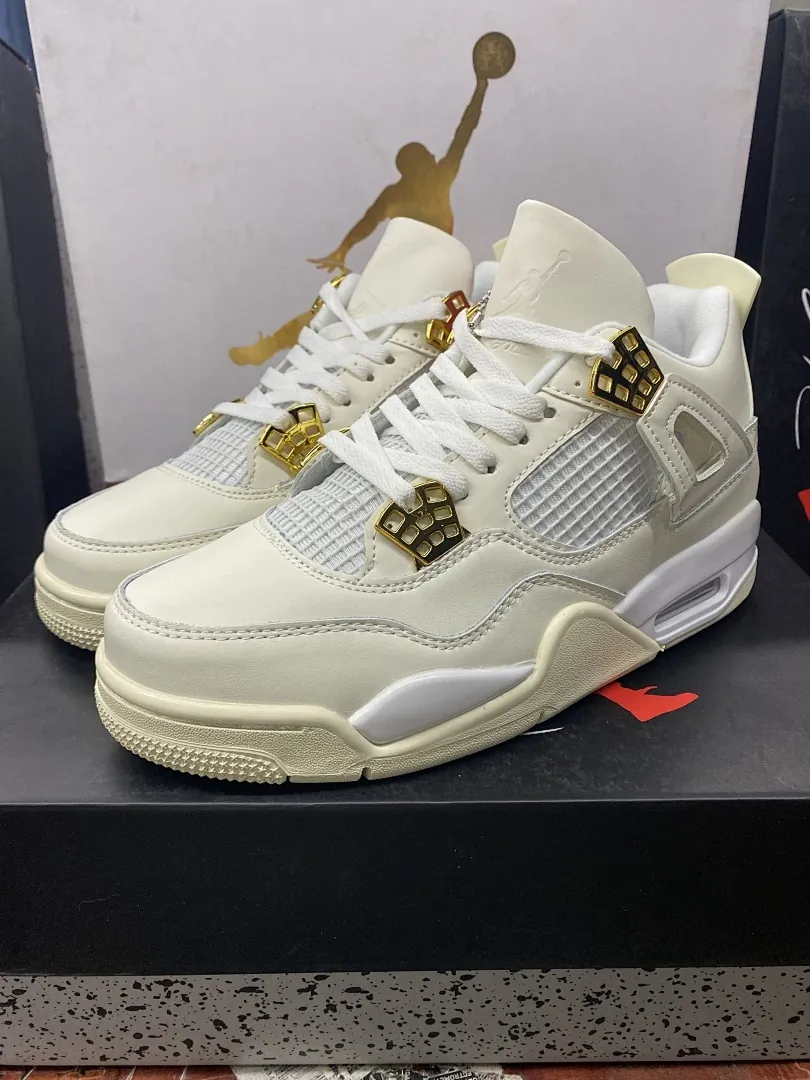 Air Jordan 4 'Blancodorado'