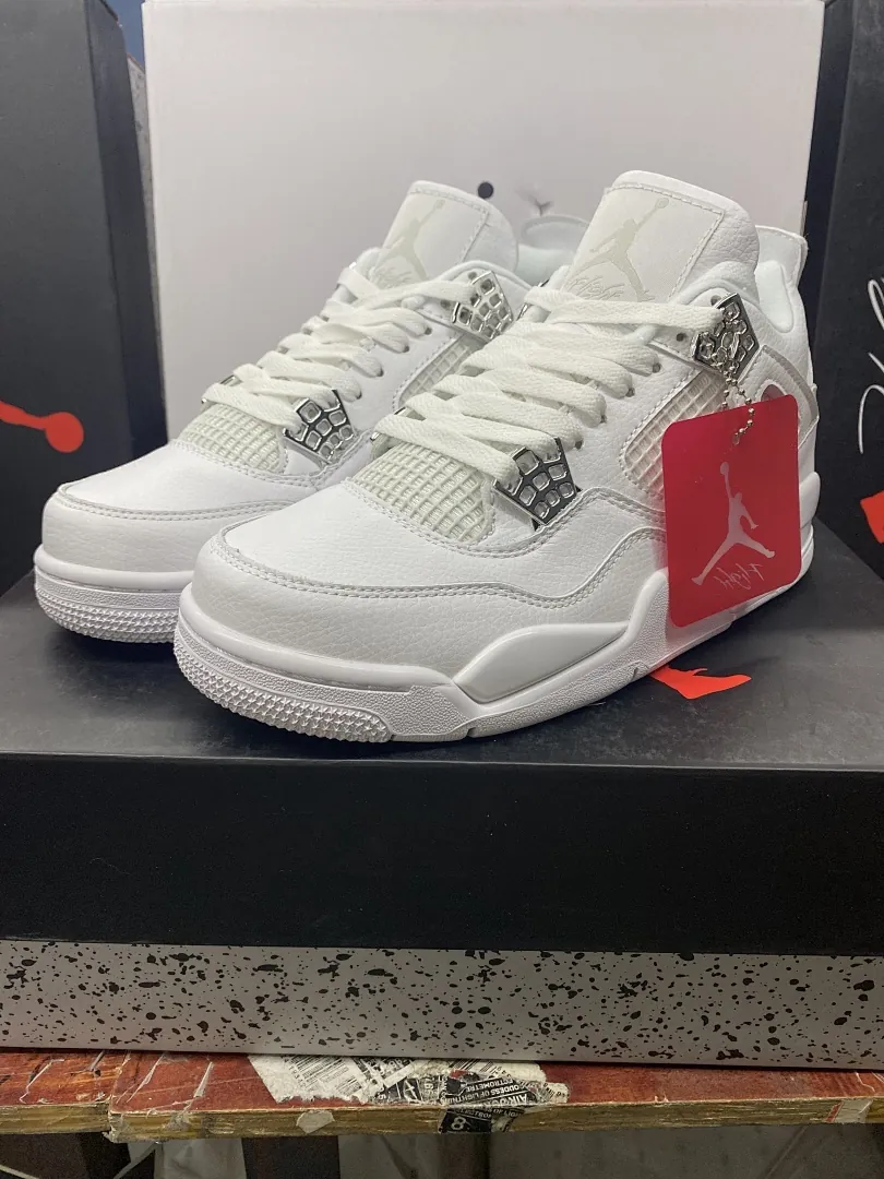 Air Jordan 4 'Blancoplateado'