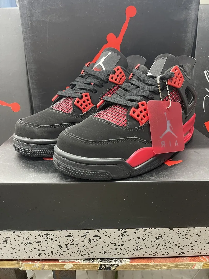 Air Jordan 4 'Rojothunder'