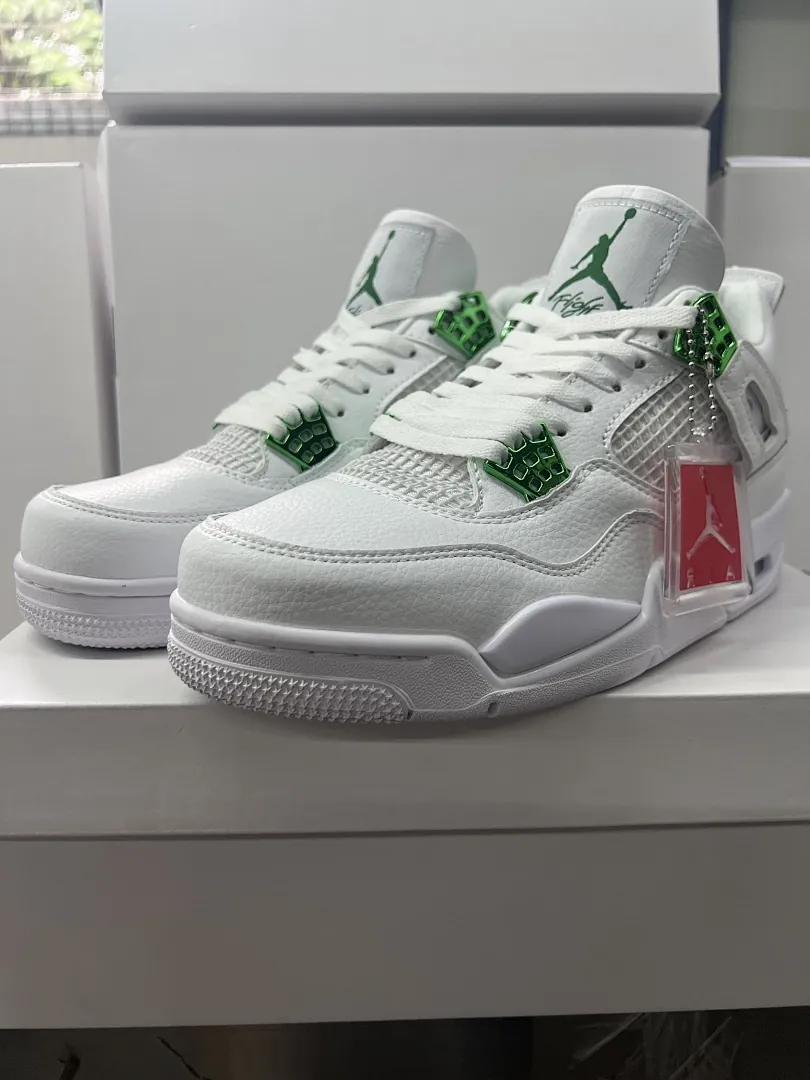 Air Jordan 4 'Verde'